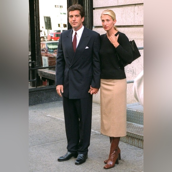 Stuart Weitzman chestnut leather tall boot - Picture 8 of 8